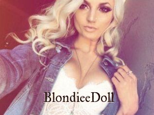 BlondieeDoll