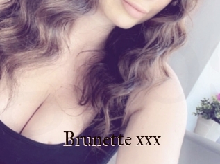 Brunette_xxx