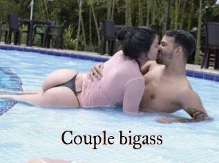 Couple_bigass