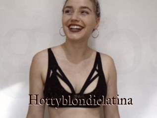 Hottyblondielatina