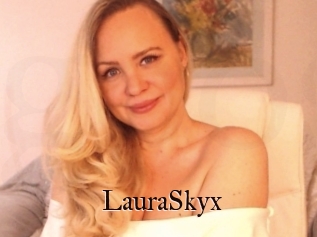 LauraSkyx