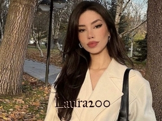 Laura200