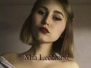 Mia_Leeblond