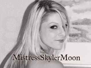 MistressSkylerMoon