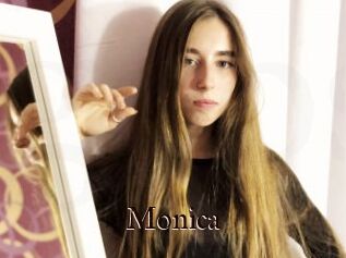 Monica_