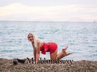 Miablondsexy