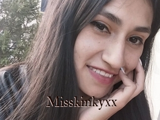 Misskinkyxx