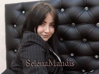 SelenaMandis