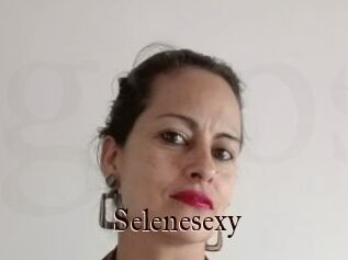 Selenesexy